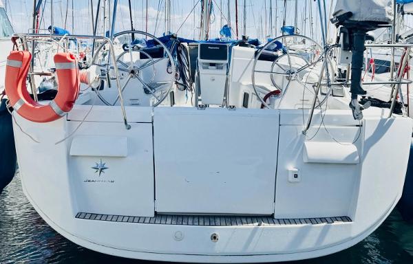 2015 Jeanneau Sun Odyssey 409