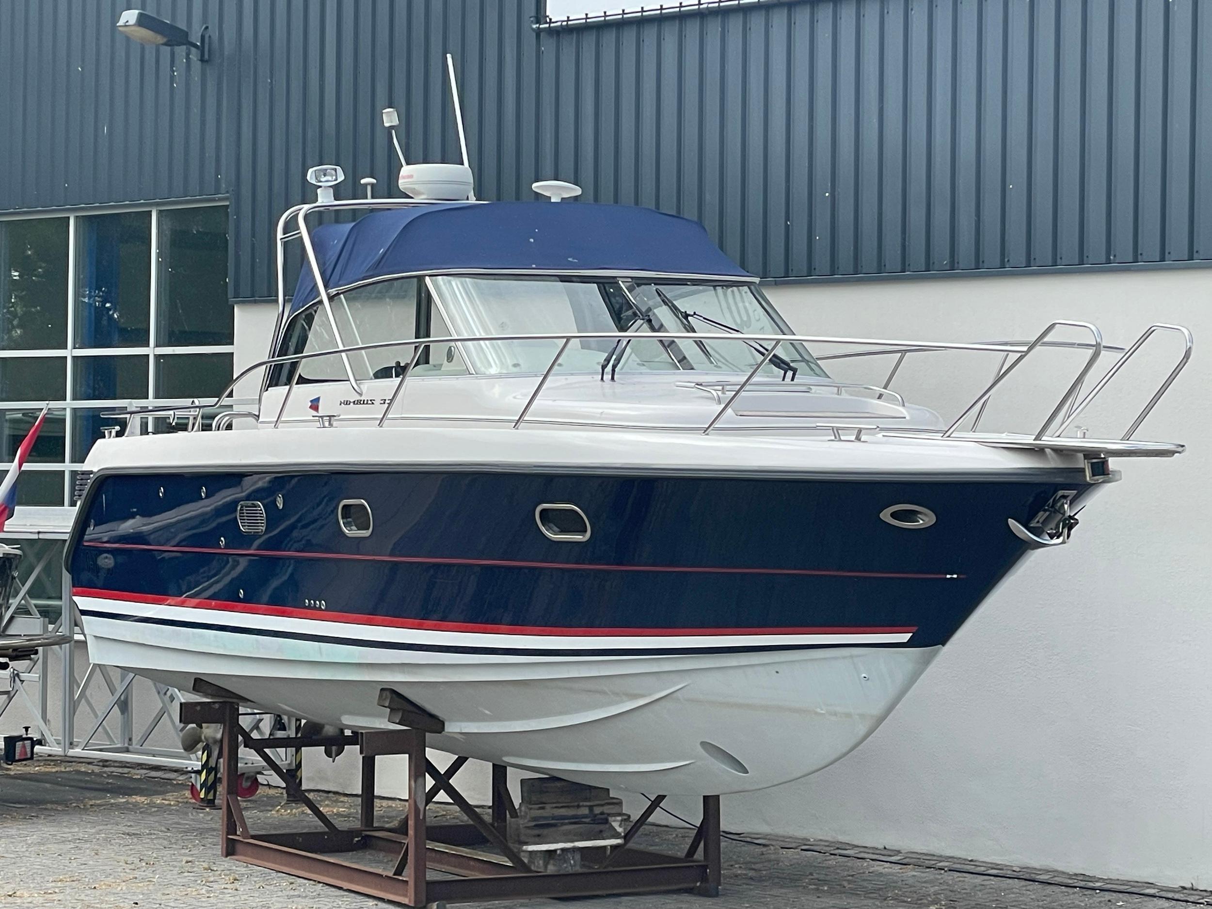 2000 Nimbus 33 Nova