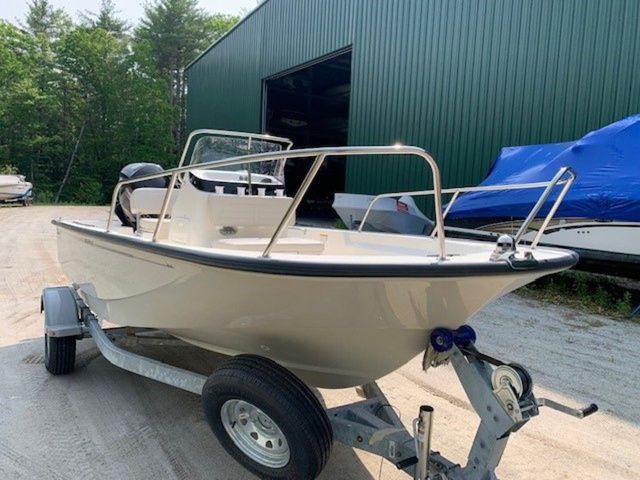 2025 Boston Whaler 170 Montauk