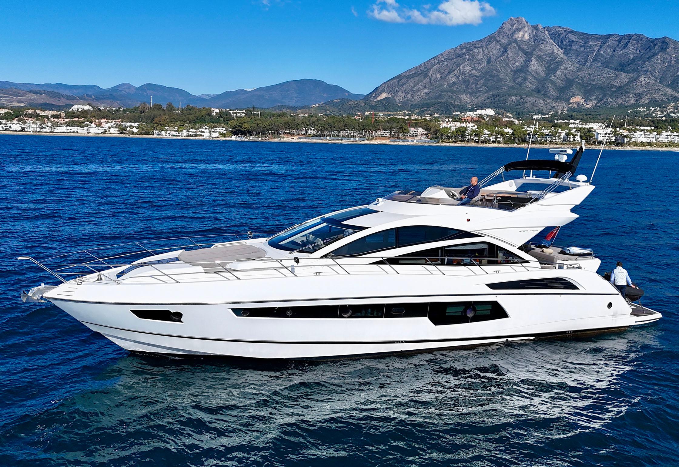 2016 Sunseeker 68 Sport Yacht