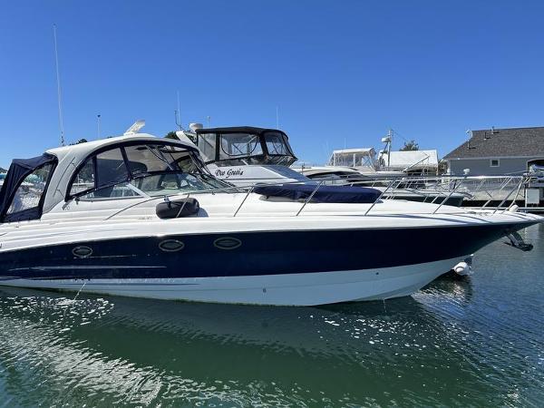 2010 Larson Cabrio 370