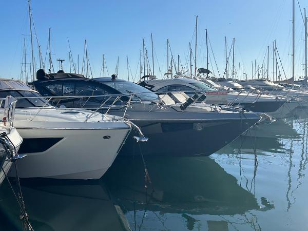 2023 Cranchi M44 HT