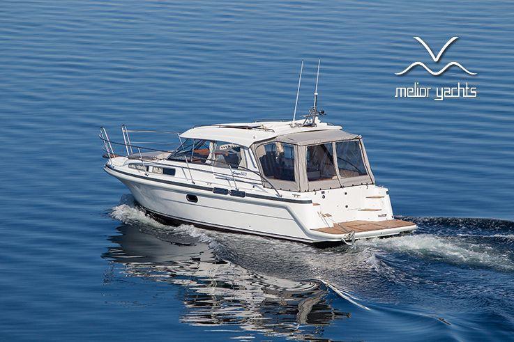 2025 Saga 330 SunTop