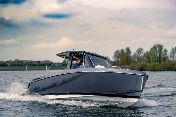 2025 Schaefer V33