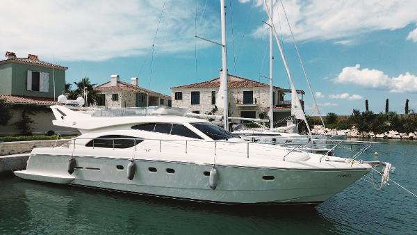 1997 Ferretti Yachts 53