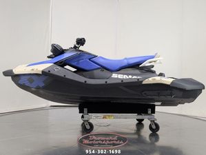 Sea-Doo Wake™ 170 BRP Premium Audio, iDF, iBR