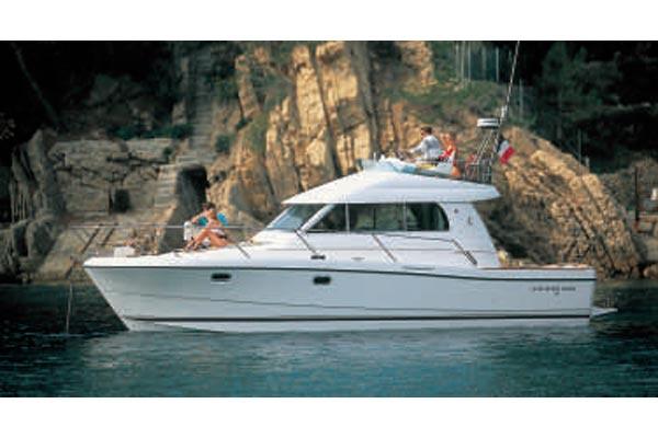 Beneteau Antares 10.80 Manufacturer Provided Image: Antarès 10.80