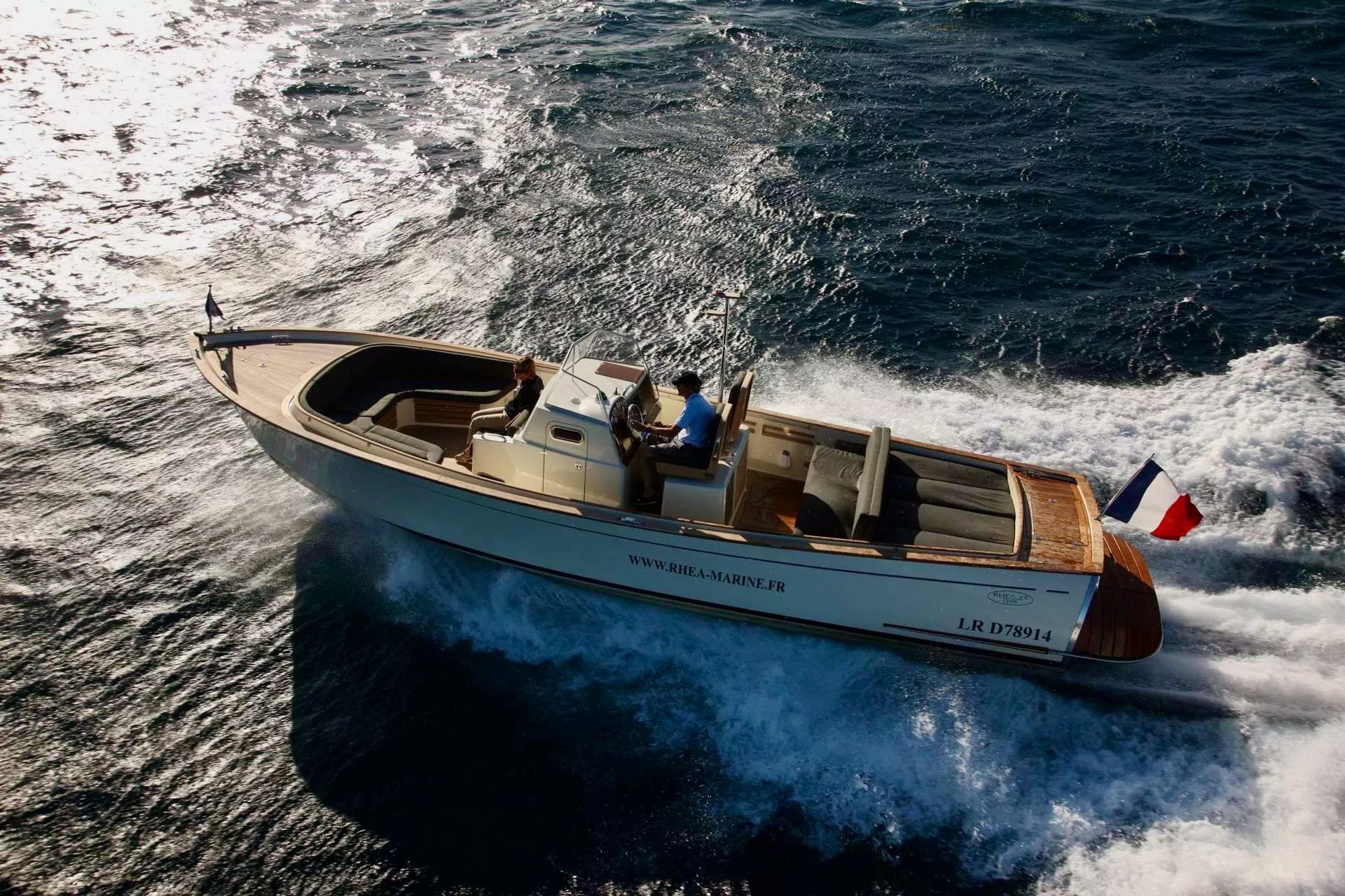 2010 Rhea 35 Open