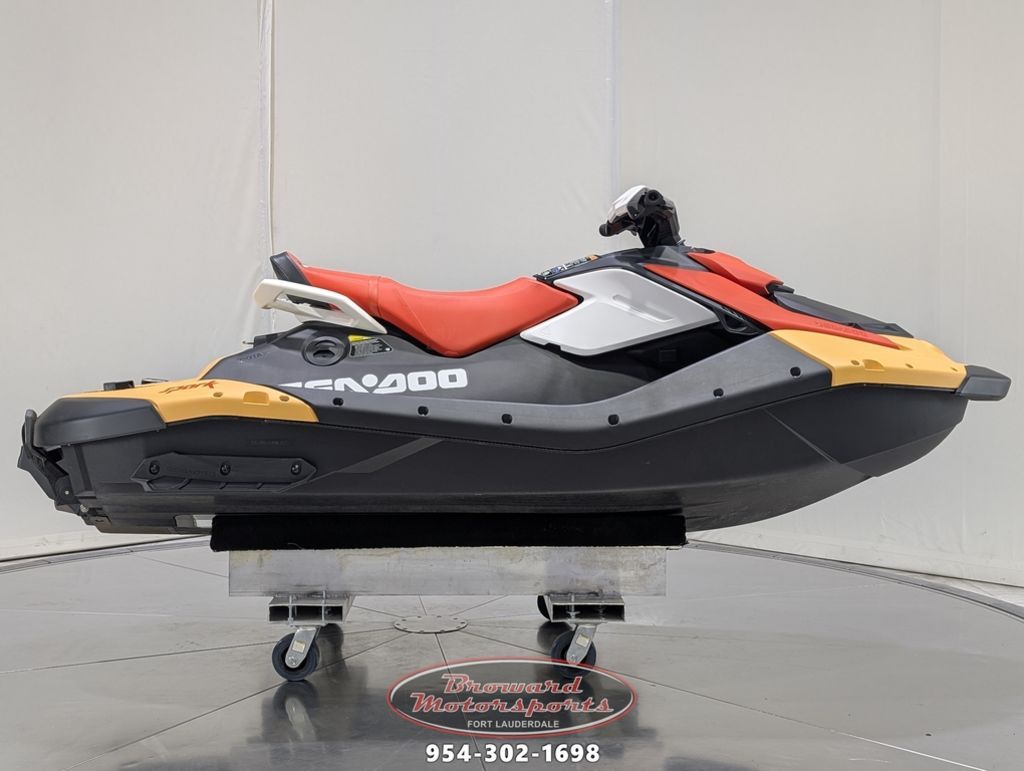 2025 Sea-Doo Spark™ for 3 Rotax® 900 ACE™ - 90 CONV w