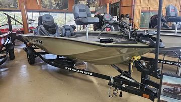 2026 Tracker Pro Team 190 TX