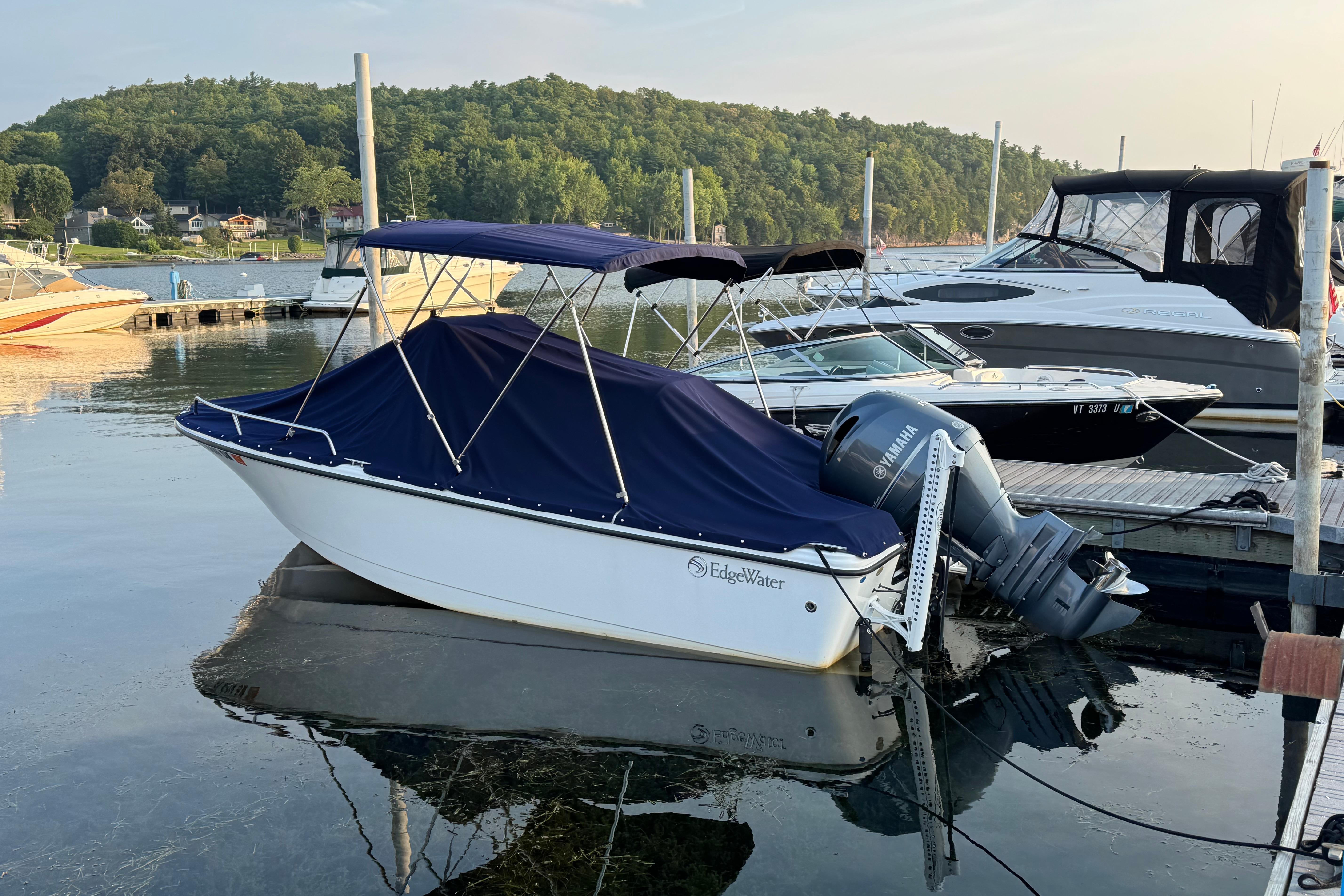 2019 Edgewater 188CC