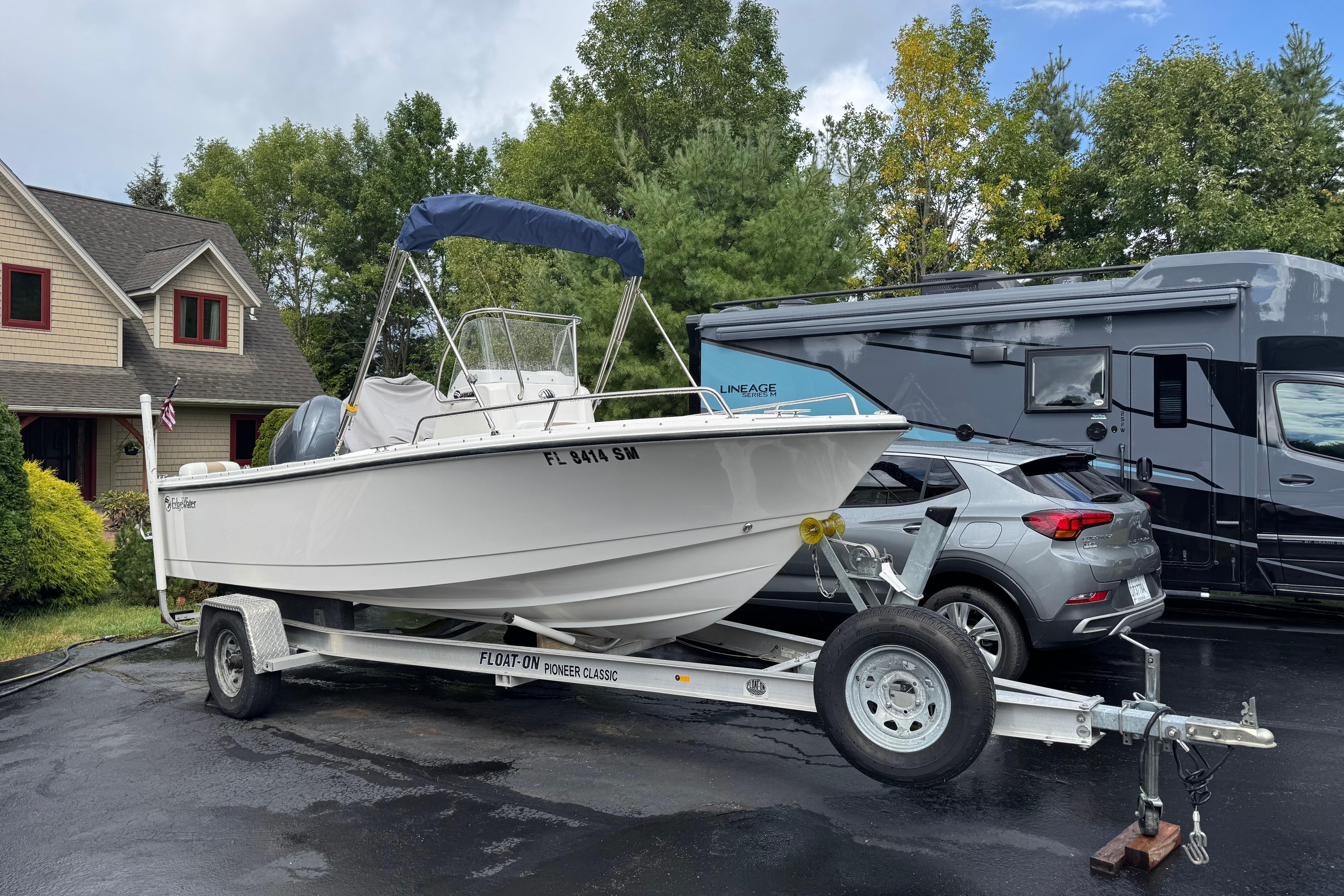 2019 Edgewater 188CC