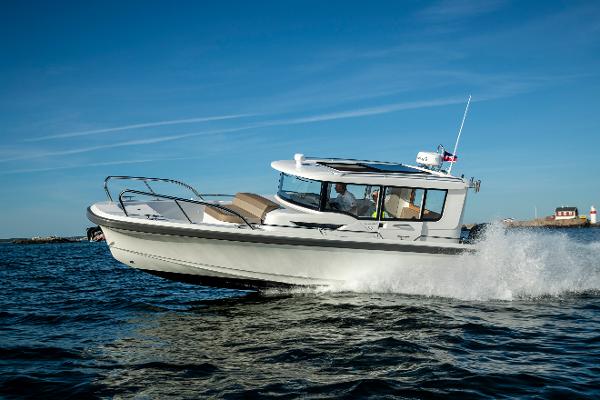 Nimbus C9 Sister Ship