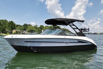 2026 Sea Ray SDX 230 Surf