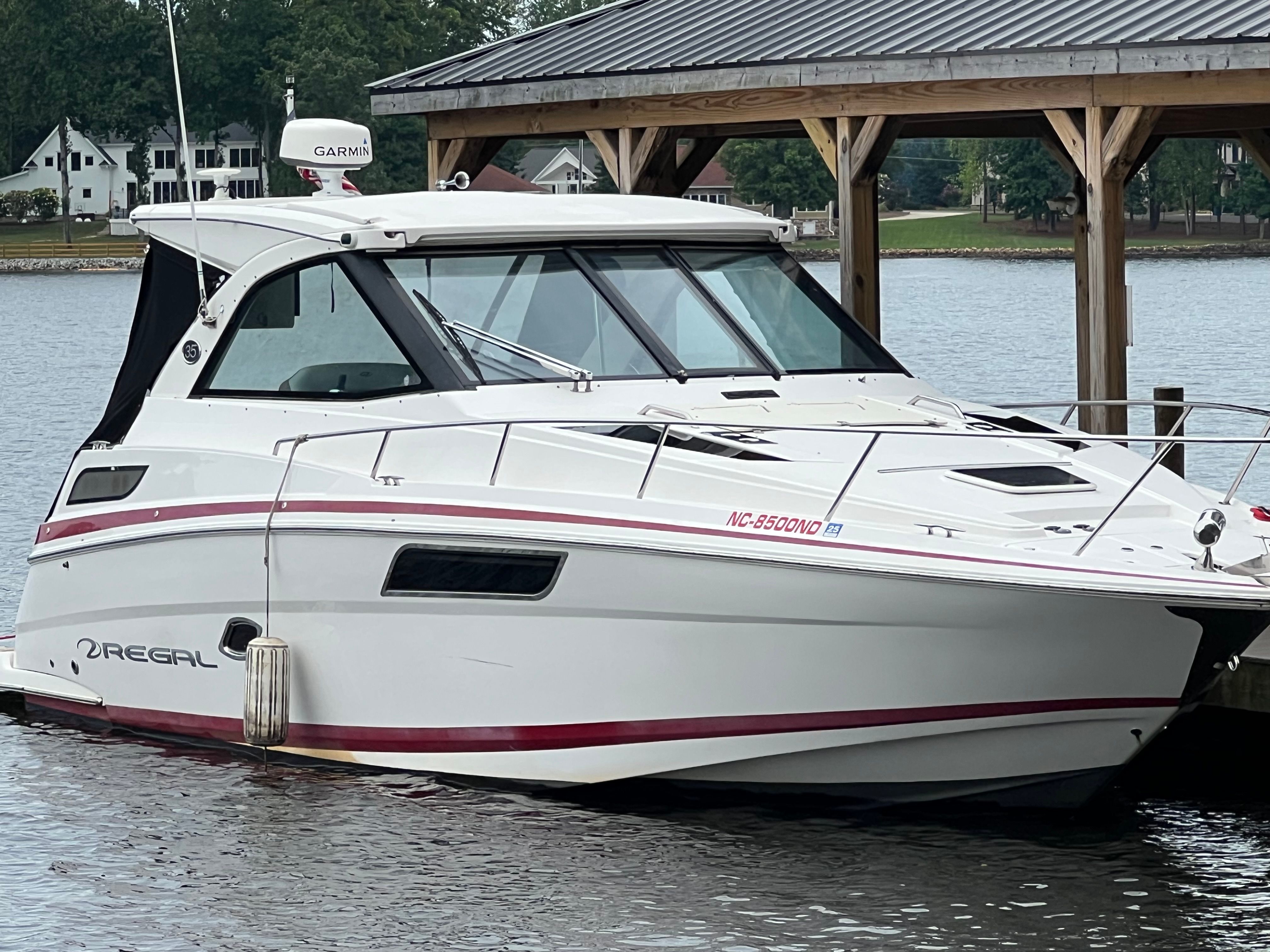 2019 Regal 35 Sport Coupe