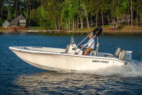 2026 Sea Pro 202 Center Console
