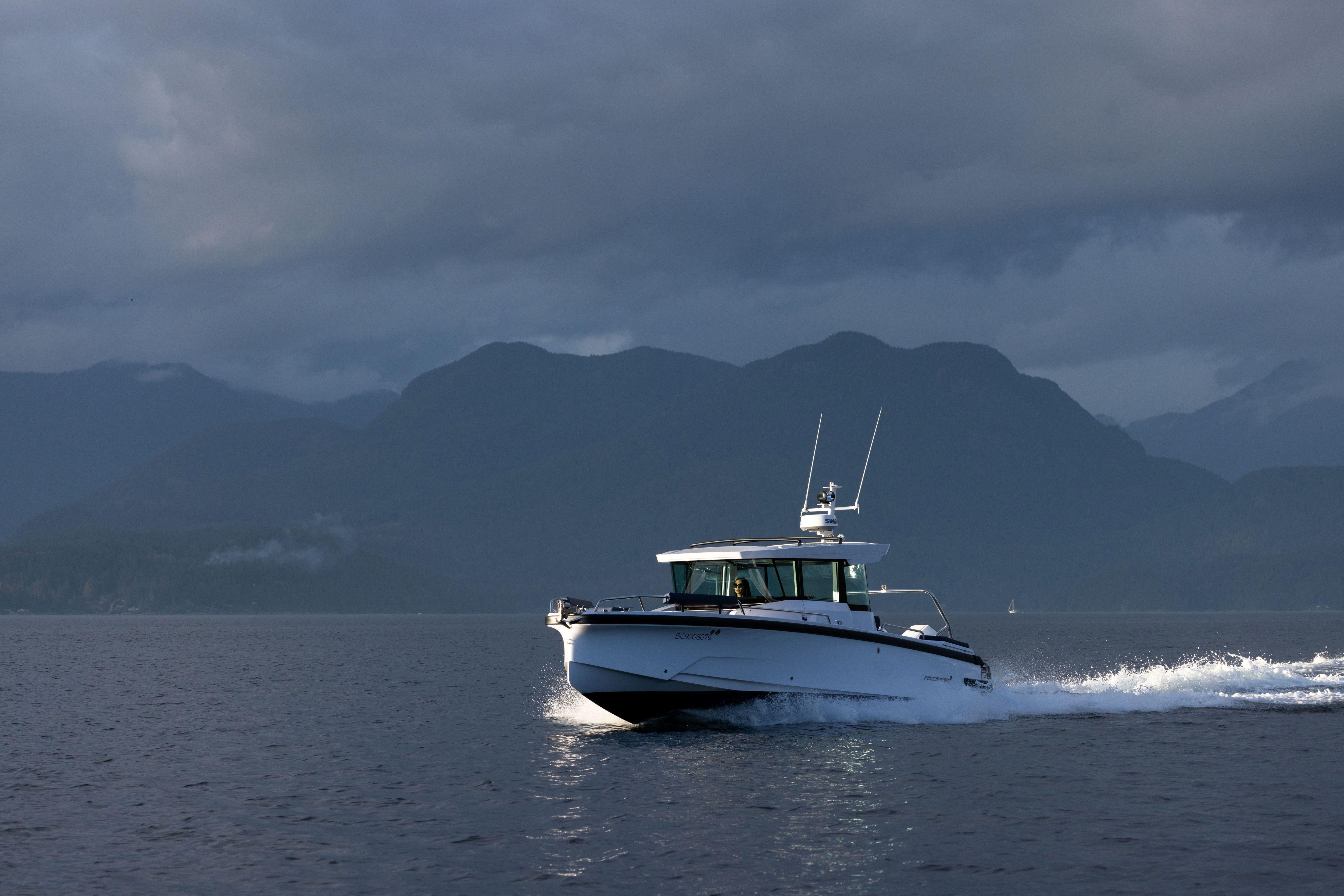 2026 Axopar 29XC Aft Sofa
