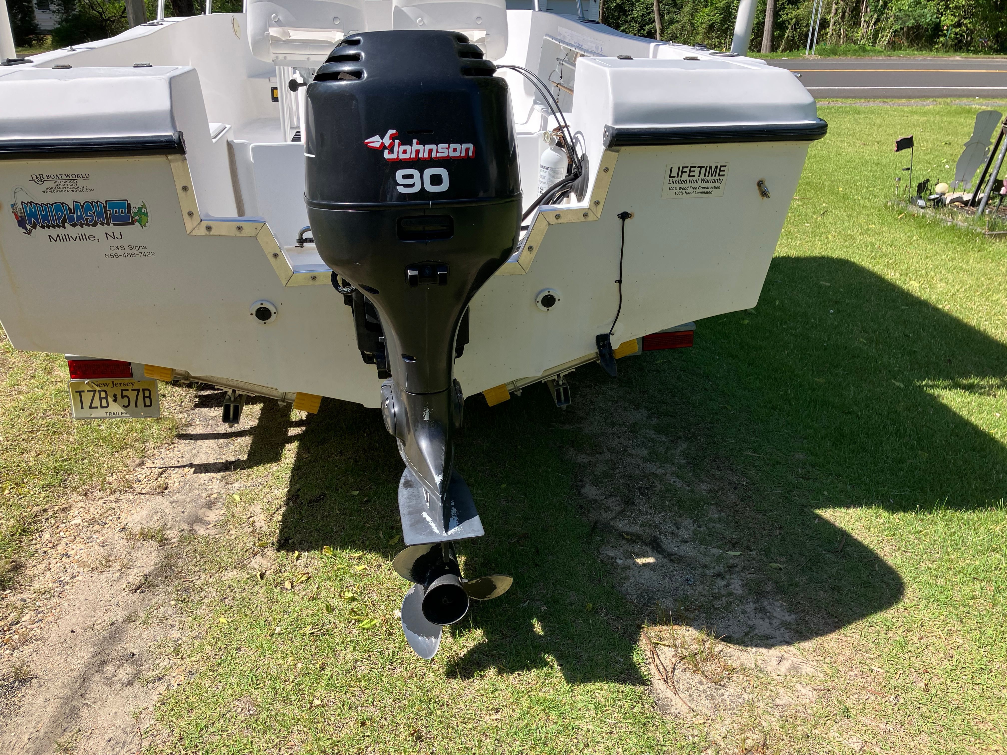 2003 Angler Center Console