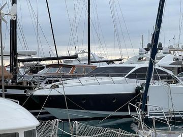 2007 Azimut 68S
