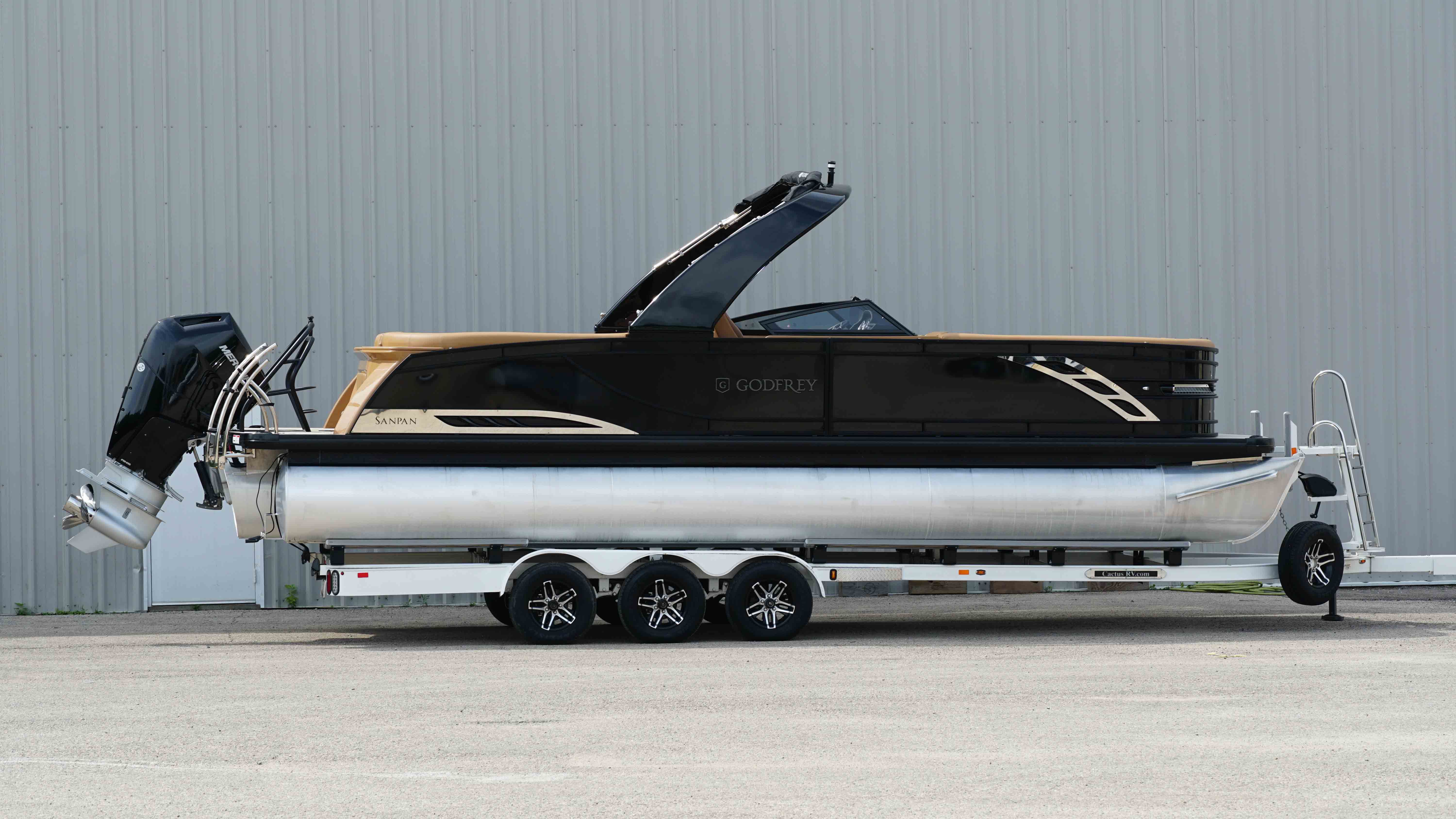 2025 Godfrey Sanpan SP2700SBW