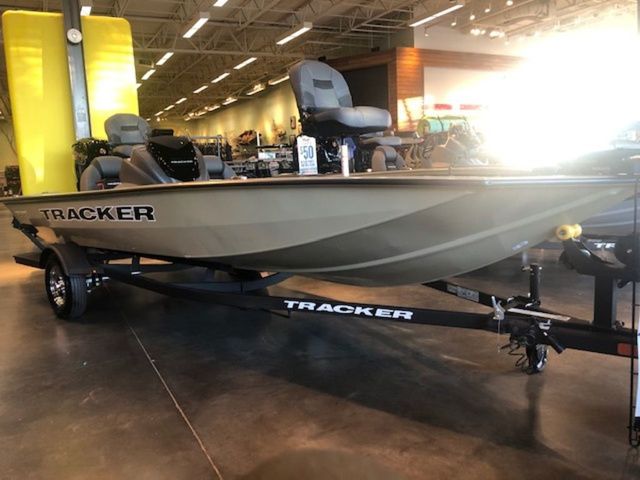 2026 Tracker Pro Team 190 TX