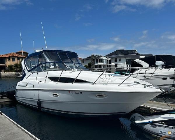 1999 Bayliner 3055 Avanti Sunbridge