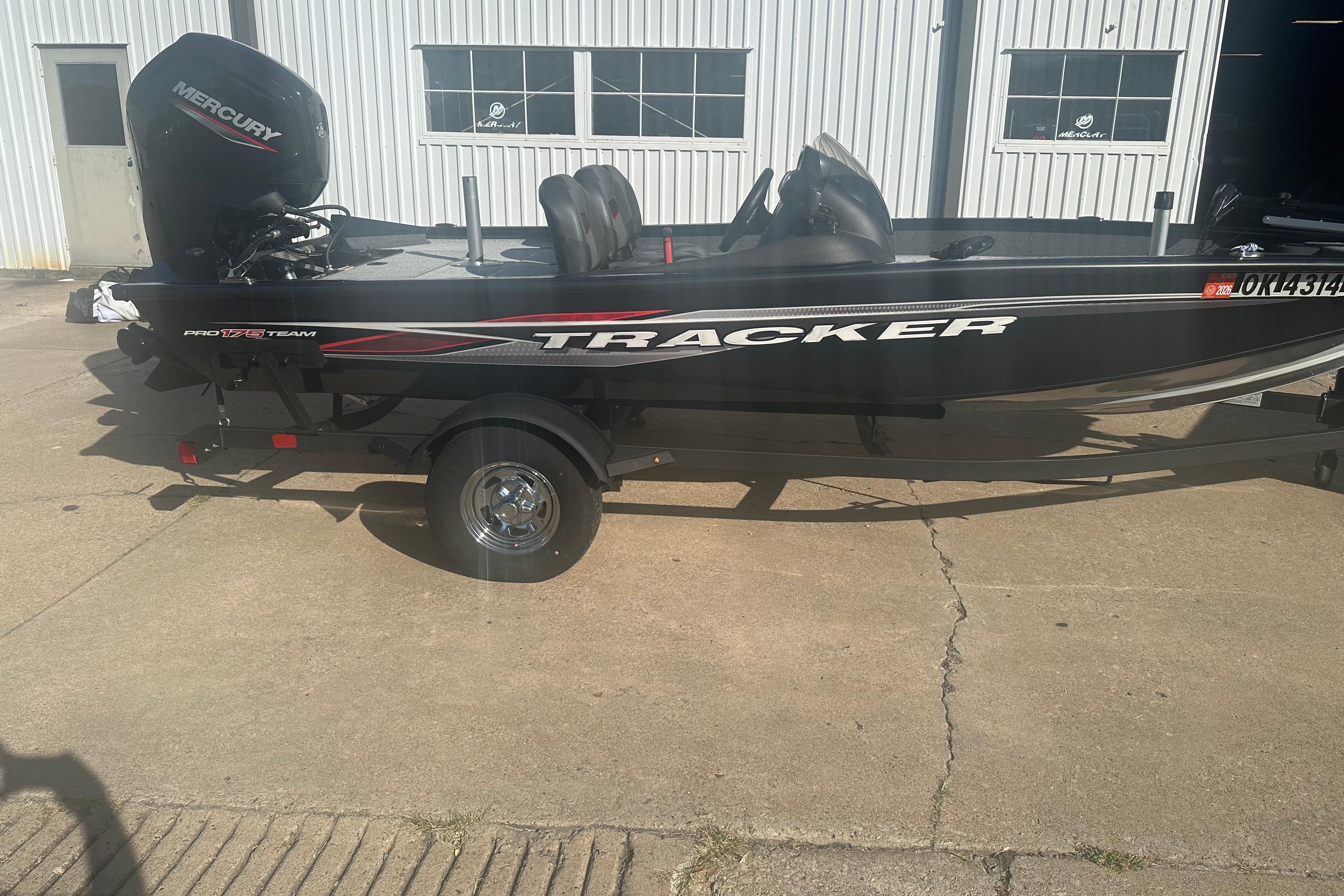 2024 Tracker Pro Team 175 TF