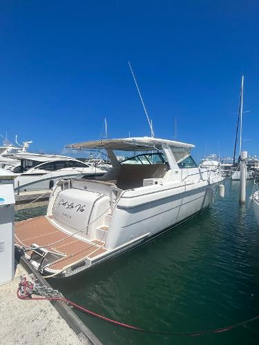 Tiara Yachts 4000 Express