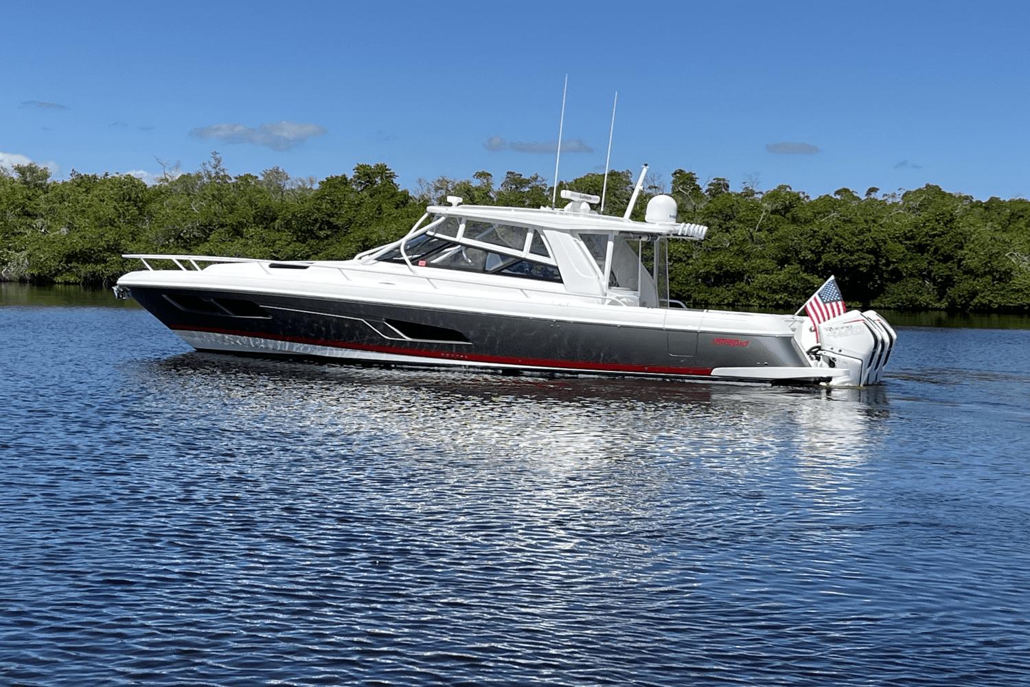 2021 Intrepid 438 Evolution