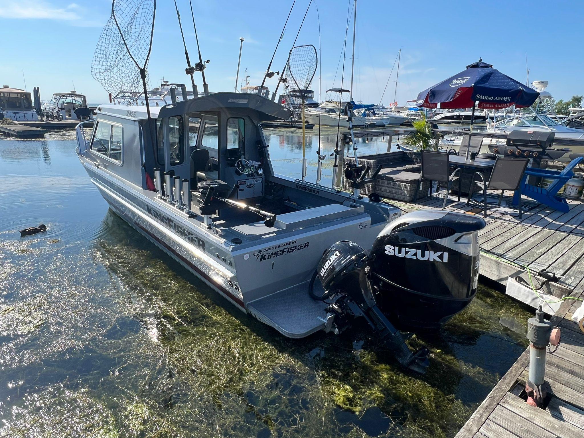 2021 KingFisher 2425 Escape HT