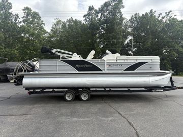 2013 Godfrey AP250 RL