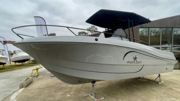 2023 Pacific Craft 750 open BLACK EDITION