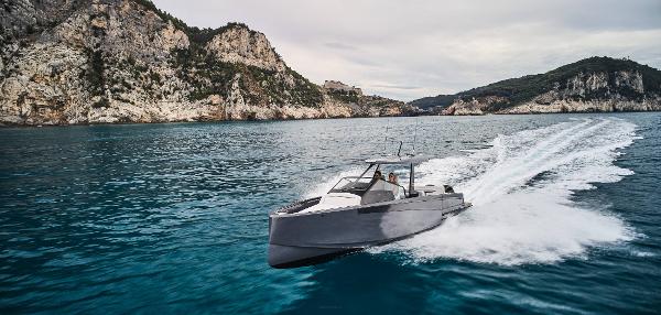 2024 Virtue V10 Top