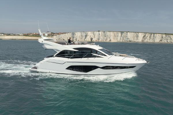 2017 Sunseeker Manhattan 52