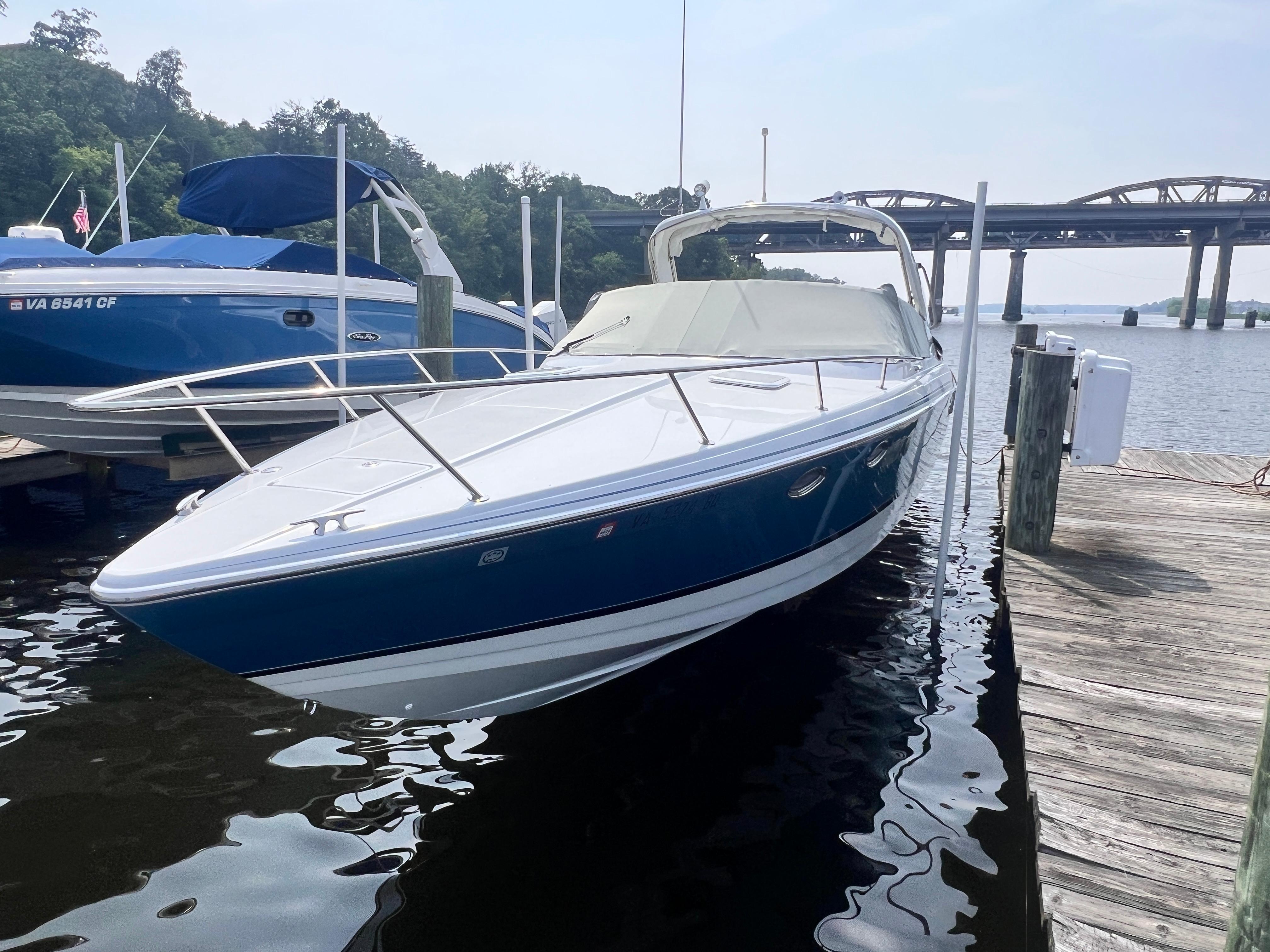 2005 Formula 330 Sun Sport