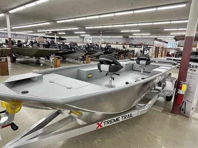 XTREME BOATS Classic 1854SS Tunnel