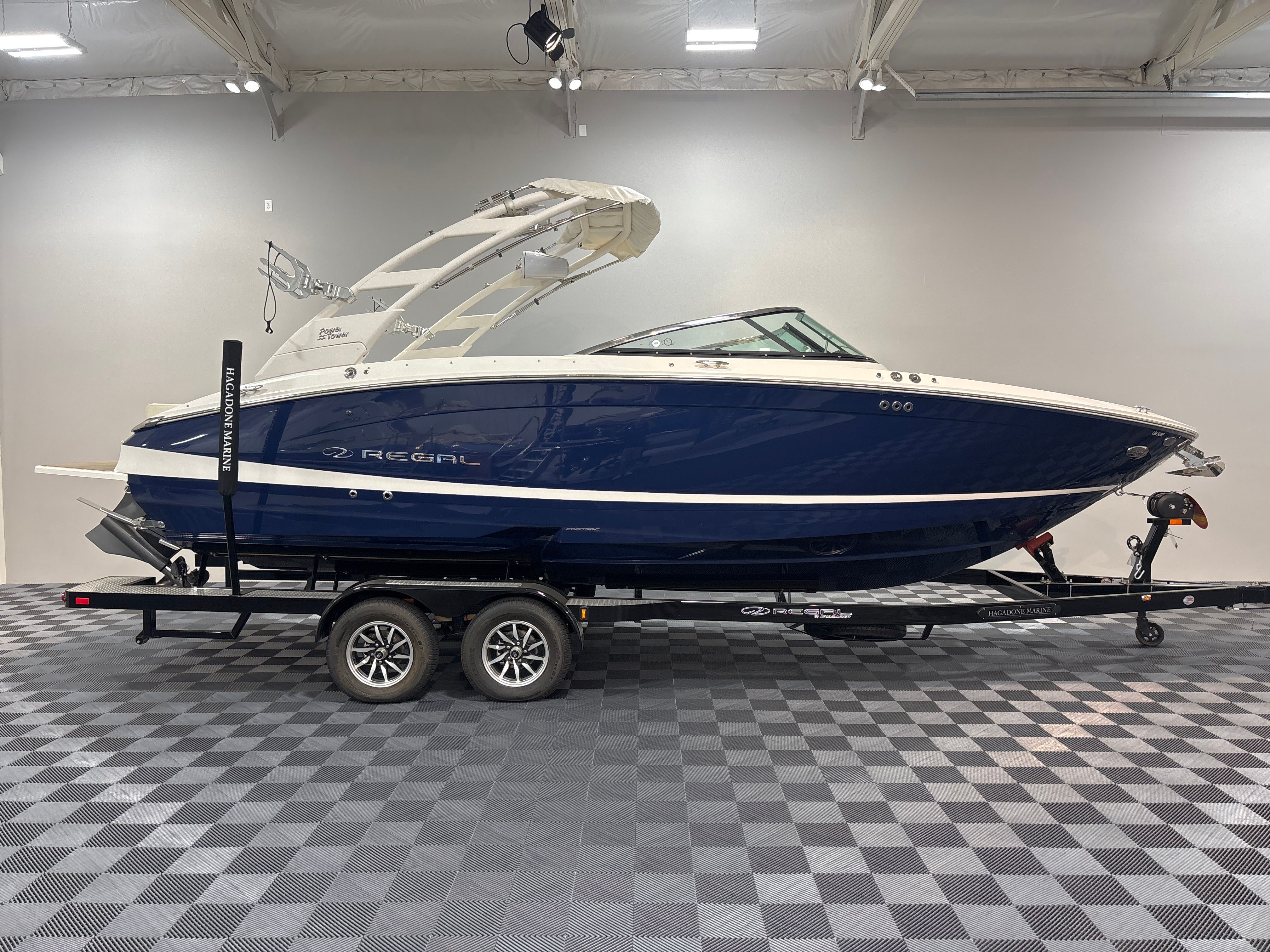 Regal LS6 Surf