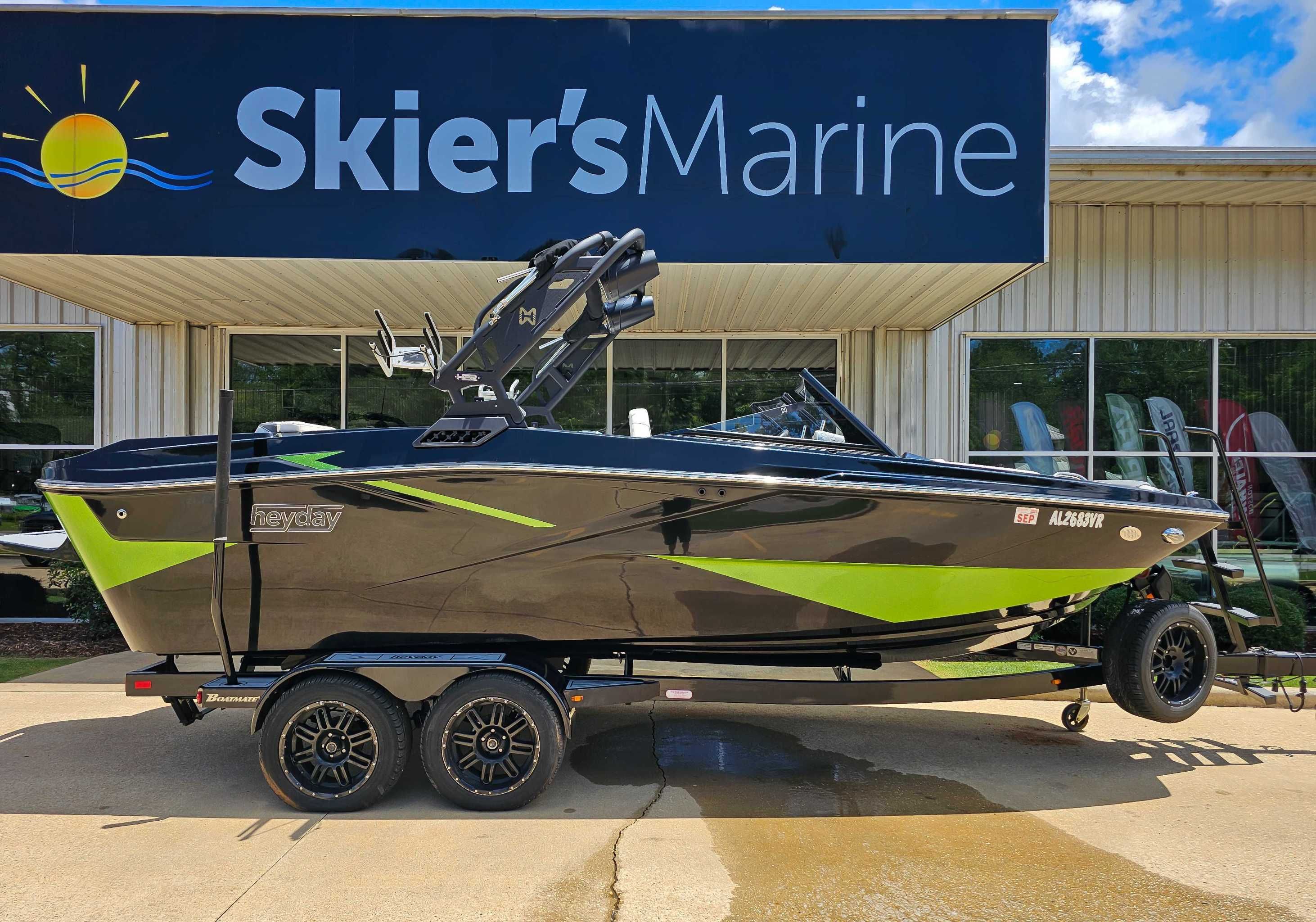 Heyday H22 2022 Heyday H22 boat in black and green at Skier's Marine dealership.