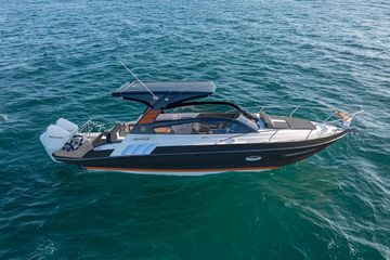 2025 Hanover 305 Black & Orange Edition