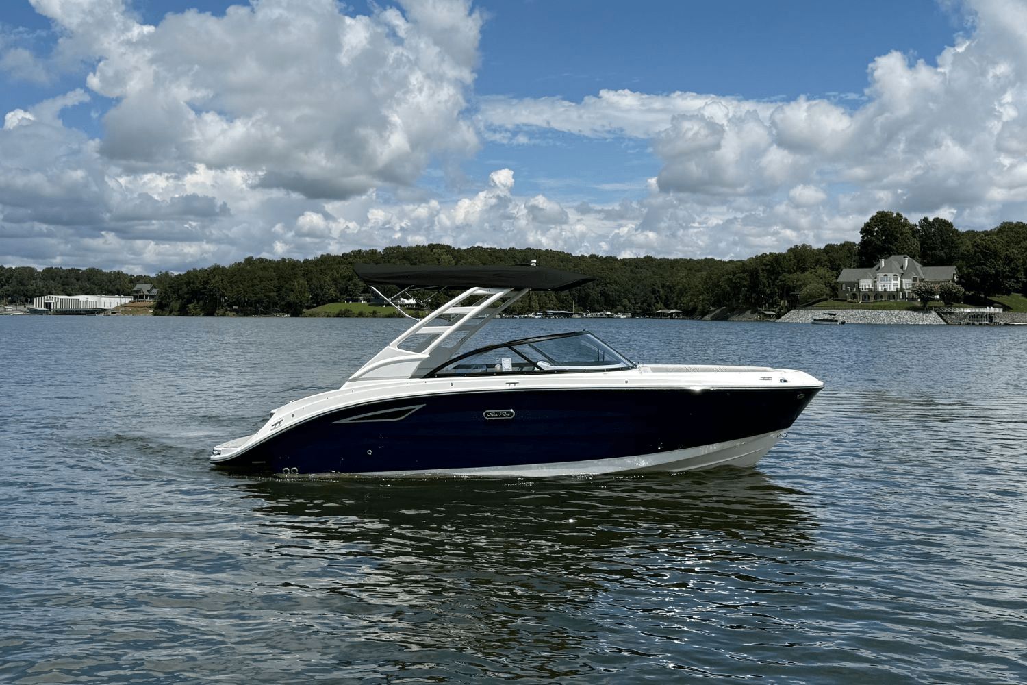 2026 Sea Ray SDX 230