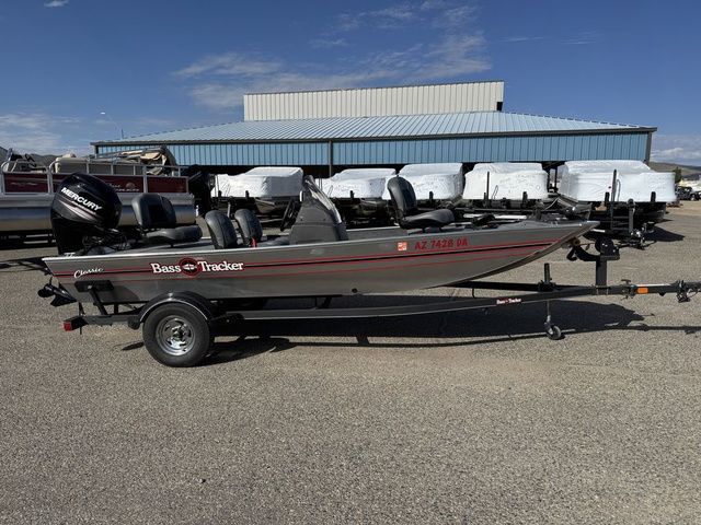 2019 Tracker BASS TRACKER® Classic