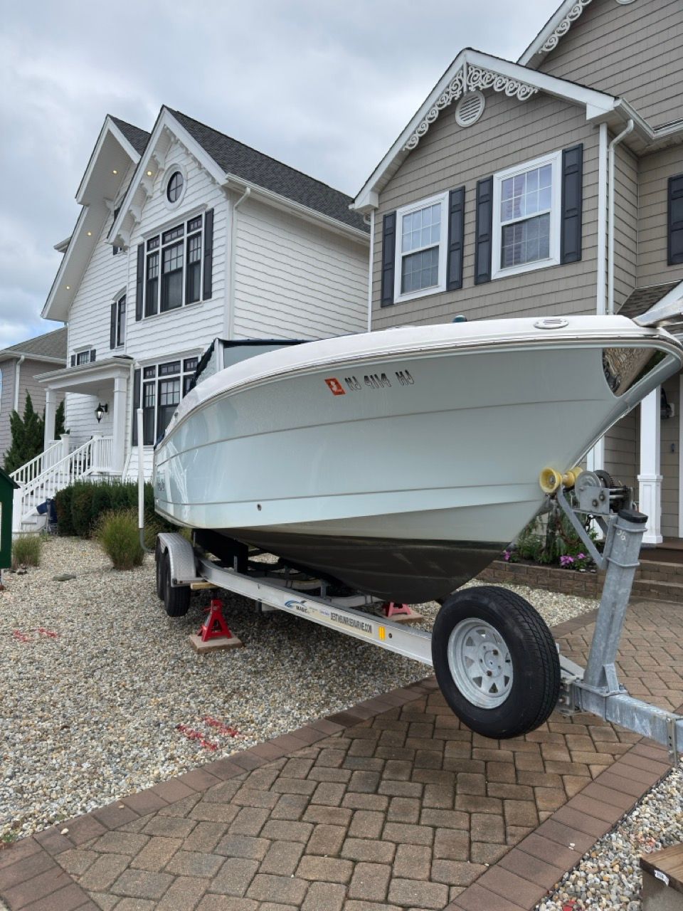 2016 Robalo R247 Dual Console
