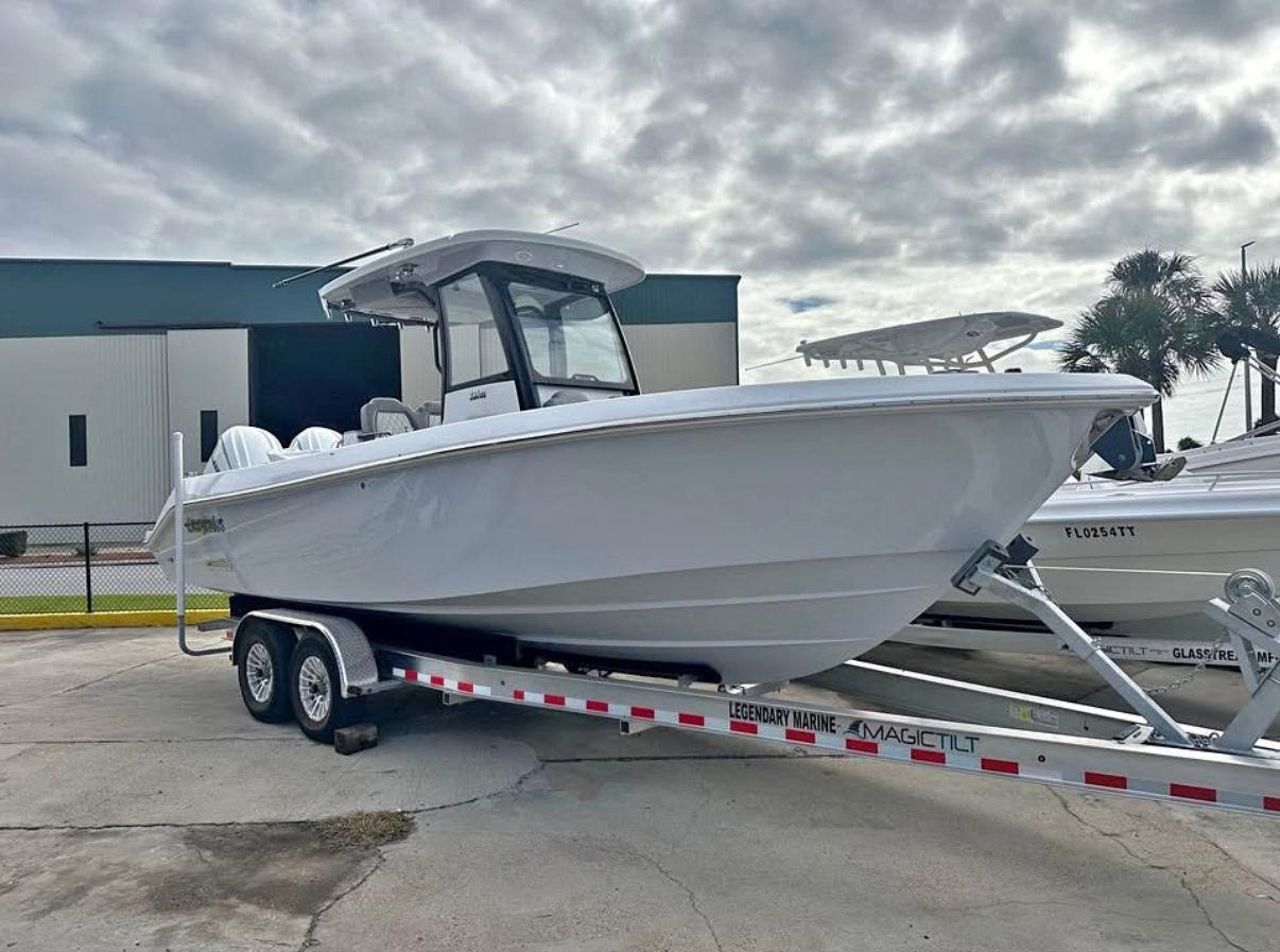 2024 Everglades 285 CC
