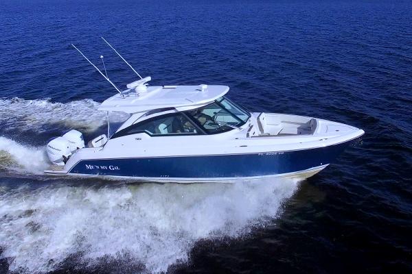Tiara Yachts 34 LX
