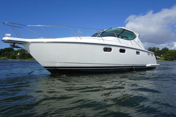2007 Tiara Yachts 3900