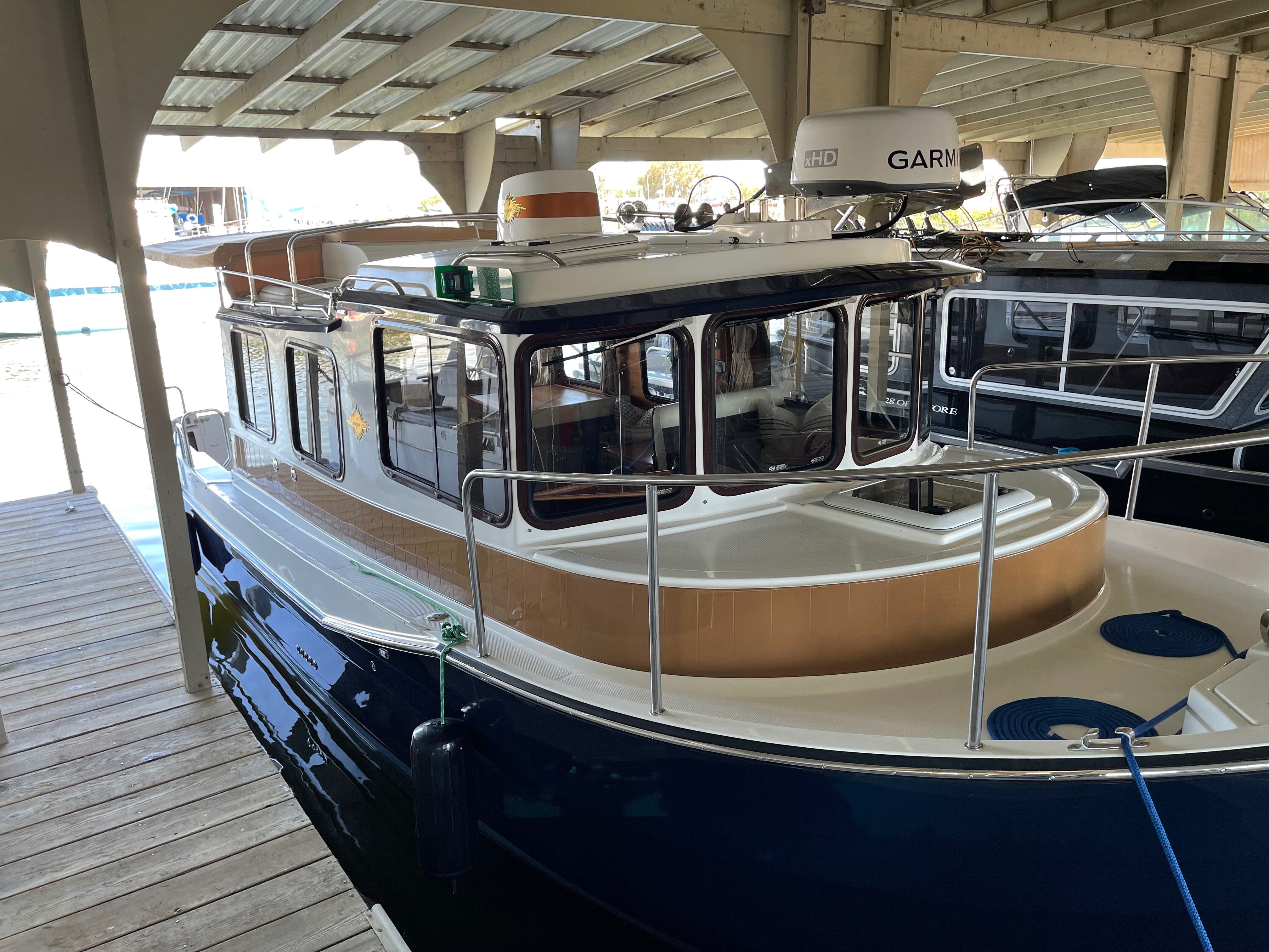 2016 Ranger Tugs R27