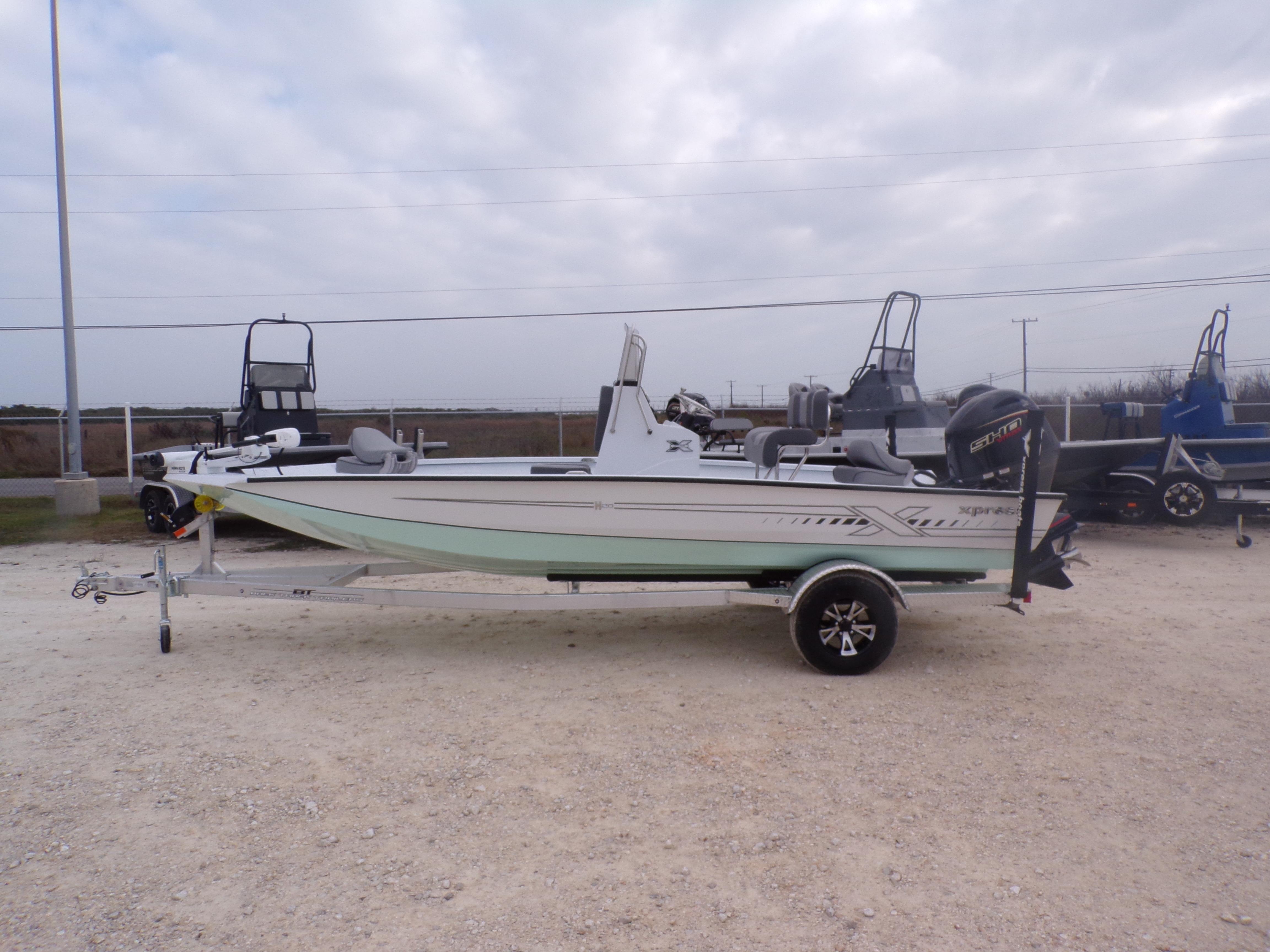 2025 Xpress H20 BAY