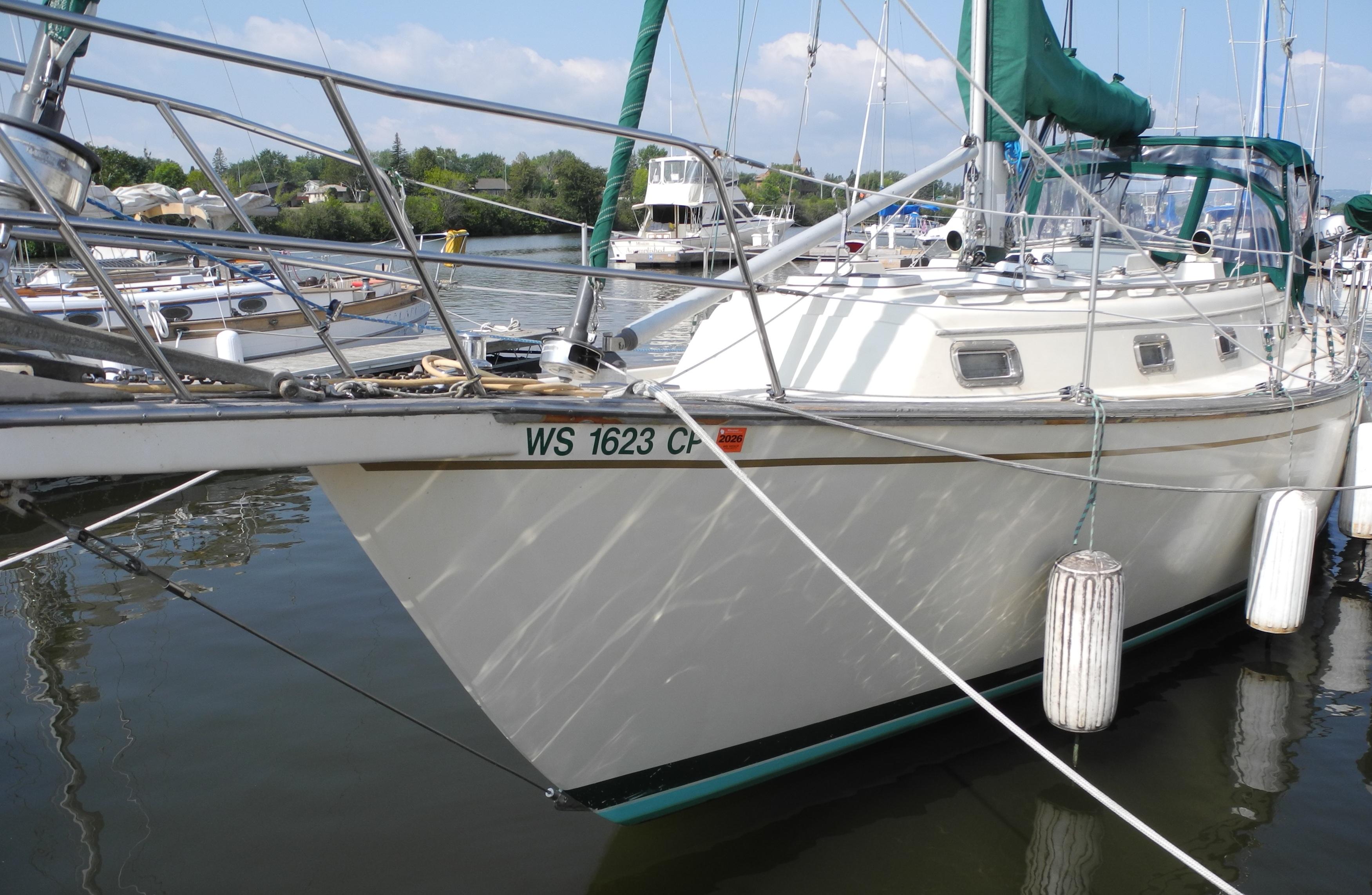 island packet 35 sailboat data