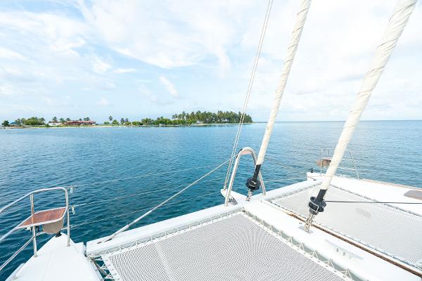 2011 Lagoon 560