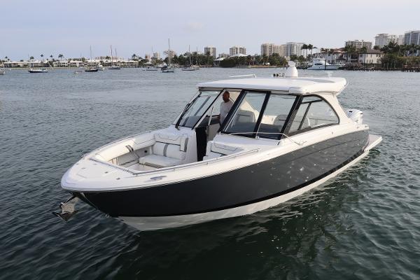 2022 Regal LX36